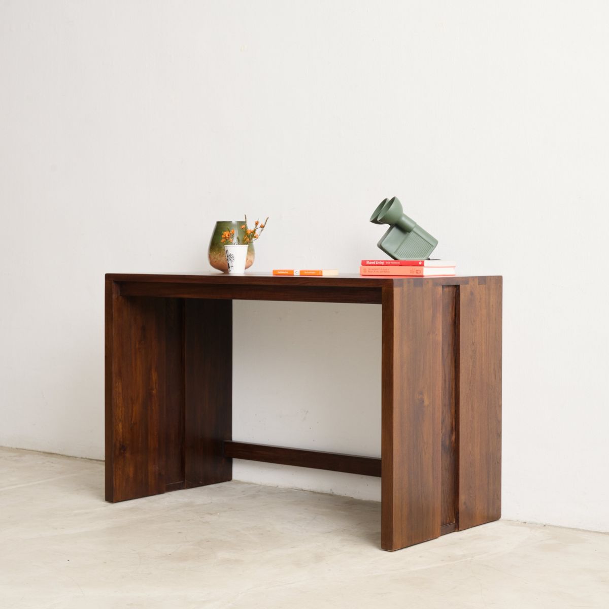 d-Bodhi: Handcrafted reclaimed wood furniture in Singapore