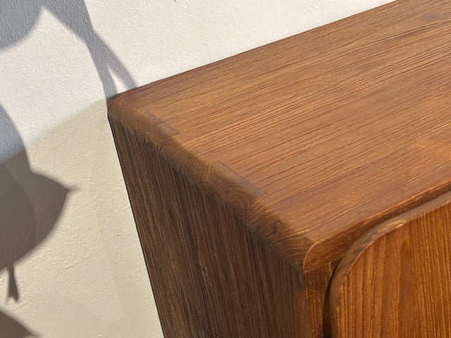 dBodhi Tess TV Console 3 Doors - Journey East