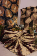 Floorish Prosper Roll, 旺來 Rug - Journey East